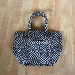 baggu trippy checker cloud bag